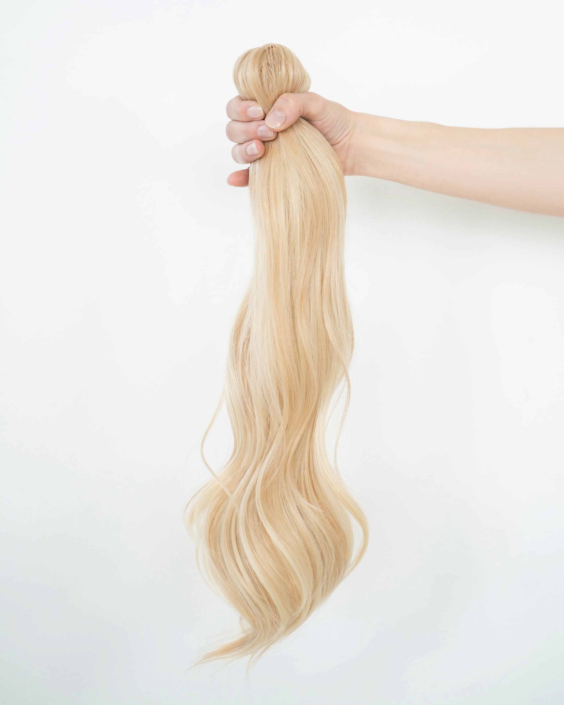 Scarlett ponytail extension